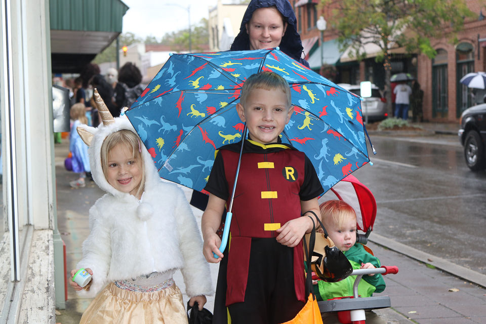 Halloween Trick or Treat Downtown Morganton 2019-9426.JPG